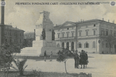 Terni - Monumento ai Caduti 