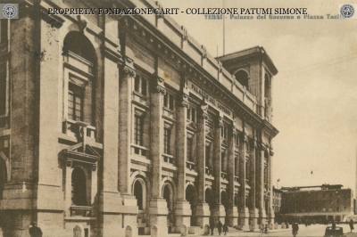 Terni - Palazzo del Governo e Piazza Tacito