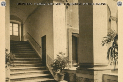 Terni - Istituto Leonino - Scalone principale del palazzo cinquecentesco dei conti Spada 