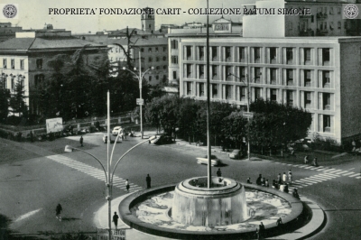 Terni - Piazza Tacito - Fontana 