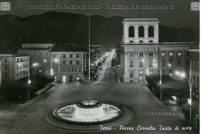 Terni - Piazza Tacito (Notturno)