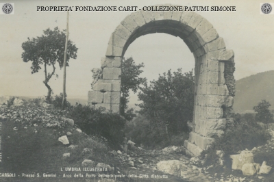 Carsulae - Arco della Porta settentrionale