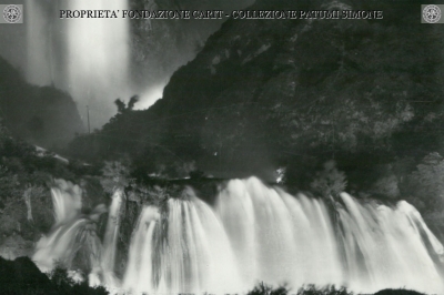 Terni - Cascata delle Marmore (Notturno)
