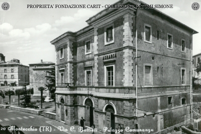 Montecchio - Via C. Battisti - Palazzo Comunanza 