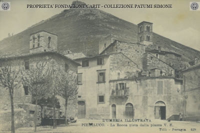 Piediluco - La Rocca vista dalla Piazza V. E.
